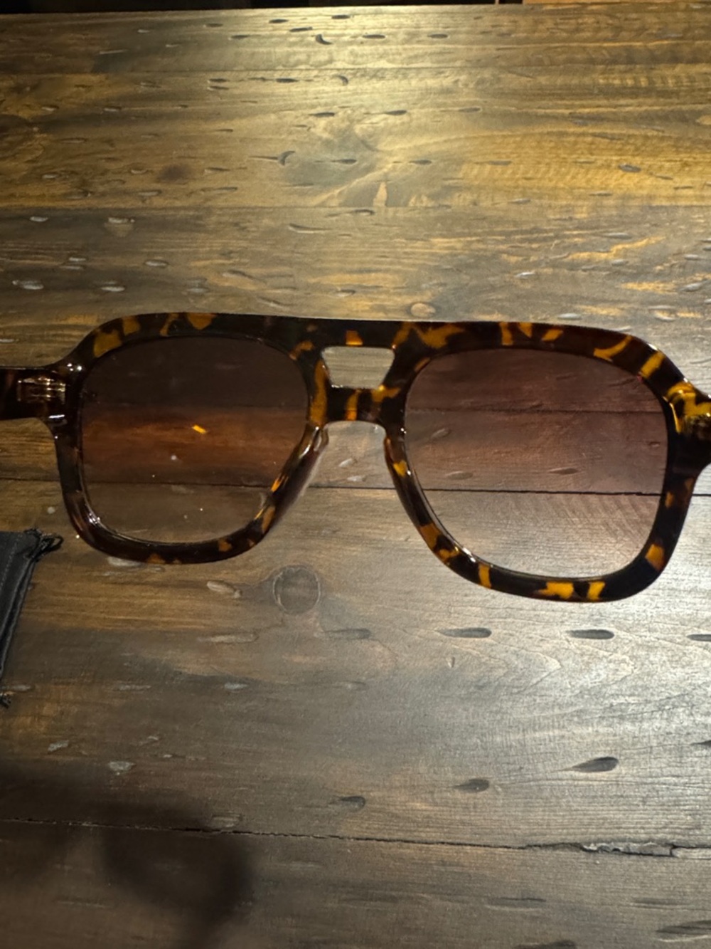 Tortoiseshell Rectangle Aviator Sunglasses - Brown Lenses - Picture 5 of 8